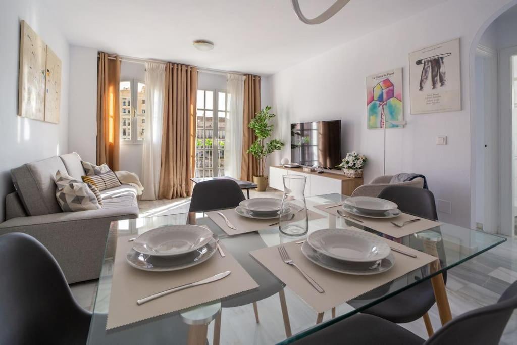 Central And Beautiful Apartment - Free Parking Málaga Exterior foto